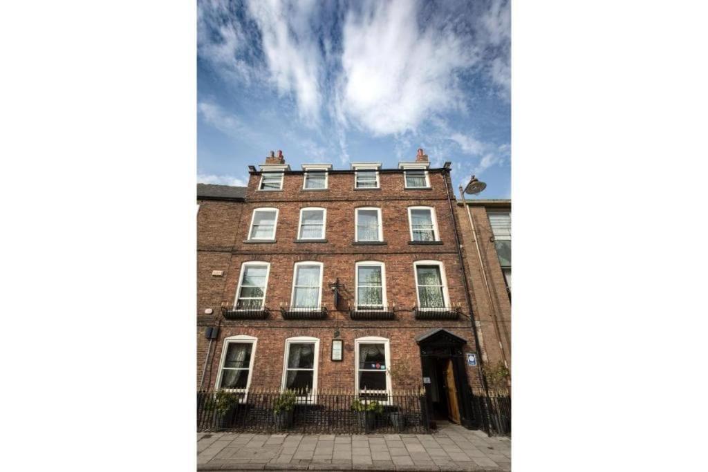Hotel Oyo The Townhouse Durham Exterior foto